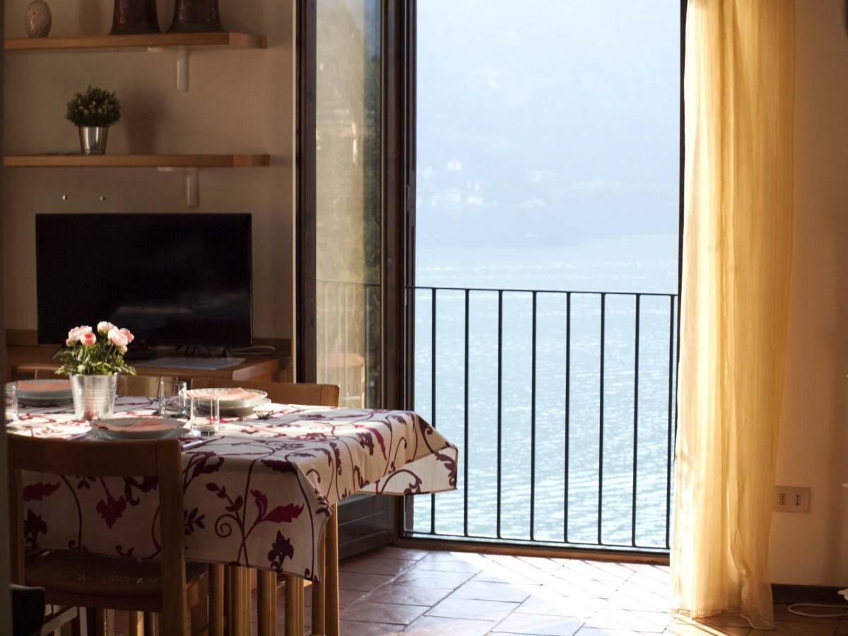 Casa Marina - Appartamento Nel Residence Di Nesso Exterior foto